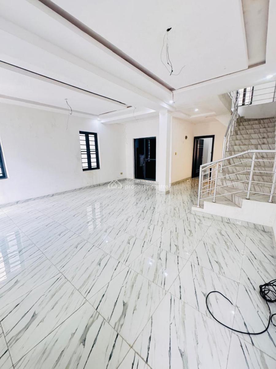 Top Notch Cool  Fullly Service 4 Bedroom Terrace House with Bq, Orchid Road Lekki, Lekki, Lagos, Terraced Duplex for Rent