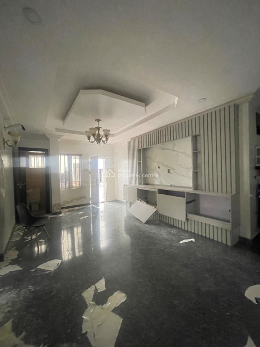 Clean 2bedroom Apartment, Orchid Road By Chevron Toll Gate, Lekki, Lagos, Terraced Bungalow for Rent