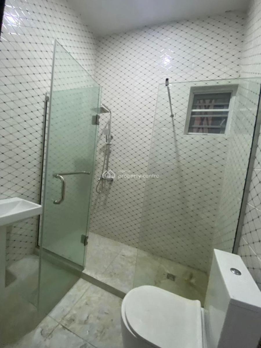 Luxury Spacious Mini-flat with a Nice Personal Kitchen, Chevron, Lekki, Lagos, Mini Flat (room and Parlour) for Rent