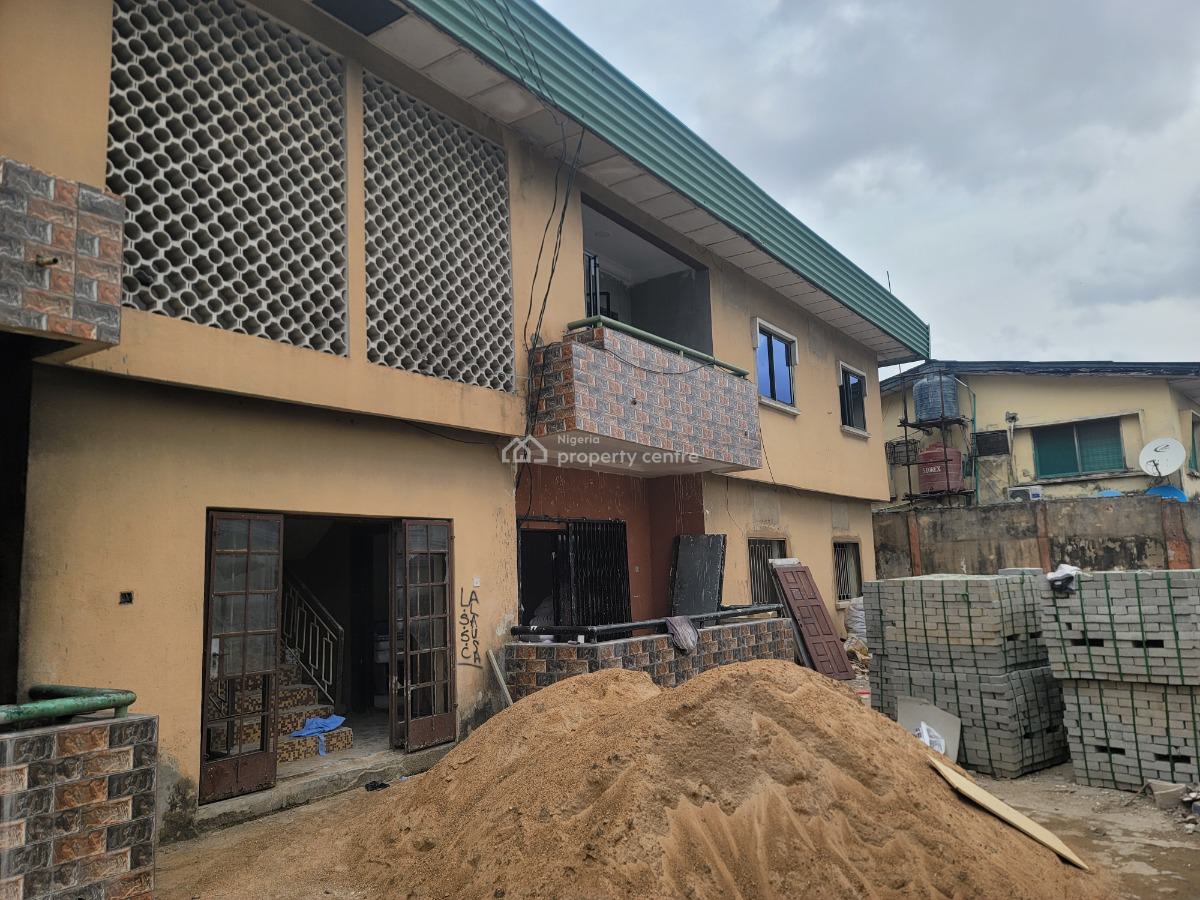 Block of Flats, Surulere, Lagos, House for Rent