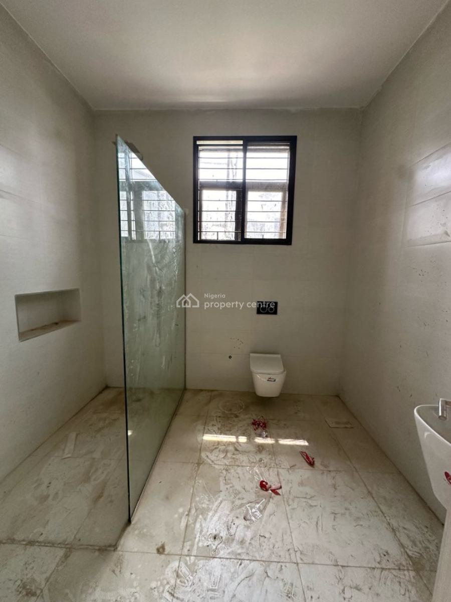 6 Beds Semidetached Duplex, Jahi, Abuja, Semi-detached Duplex for Sale