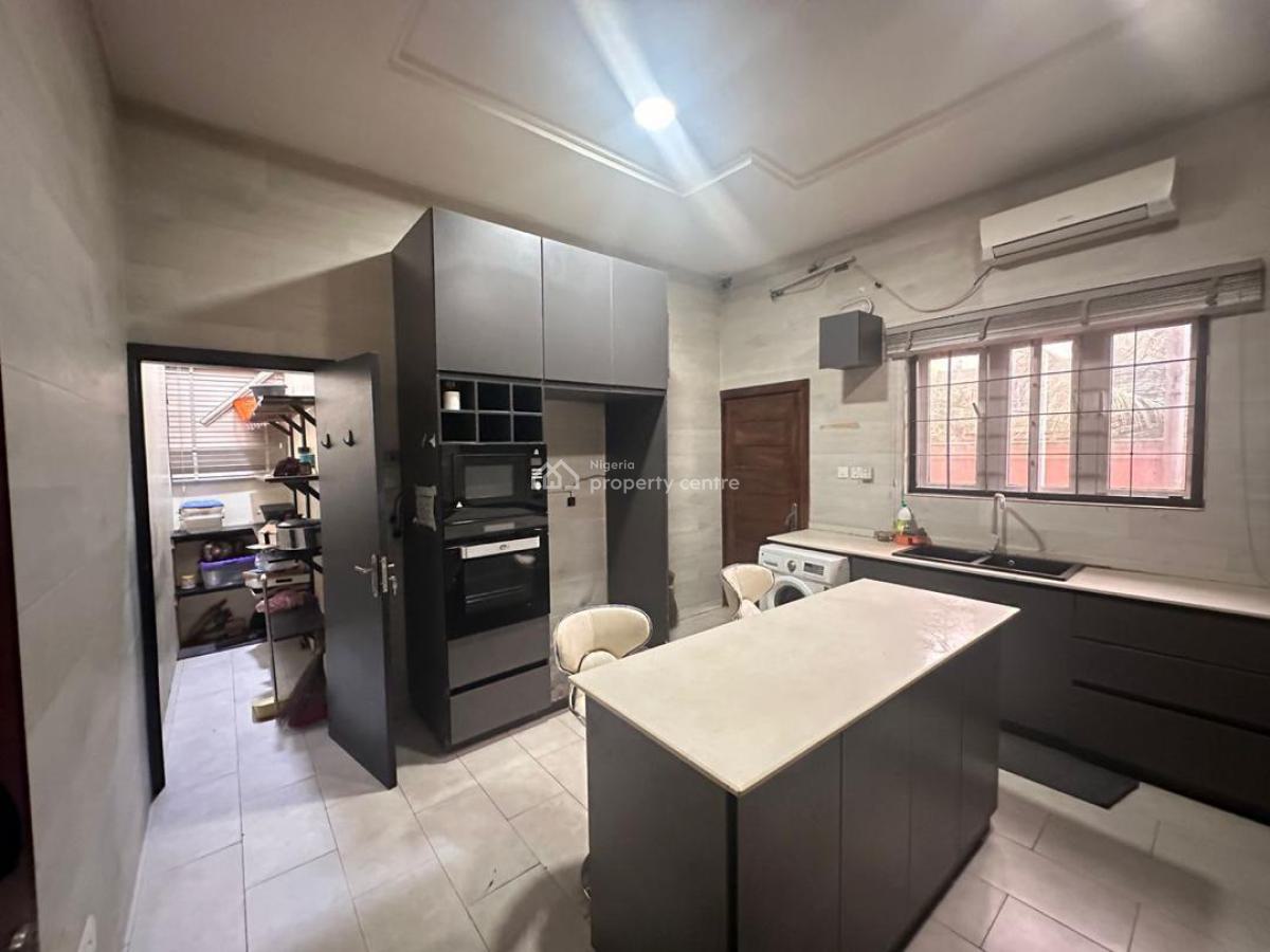 Luxurious 3 Bedroom Townhouses, Lekki Phase 1, Lekki, Lagos, House for Sale