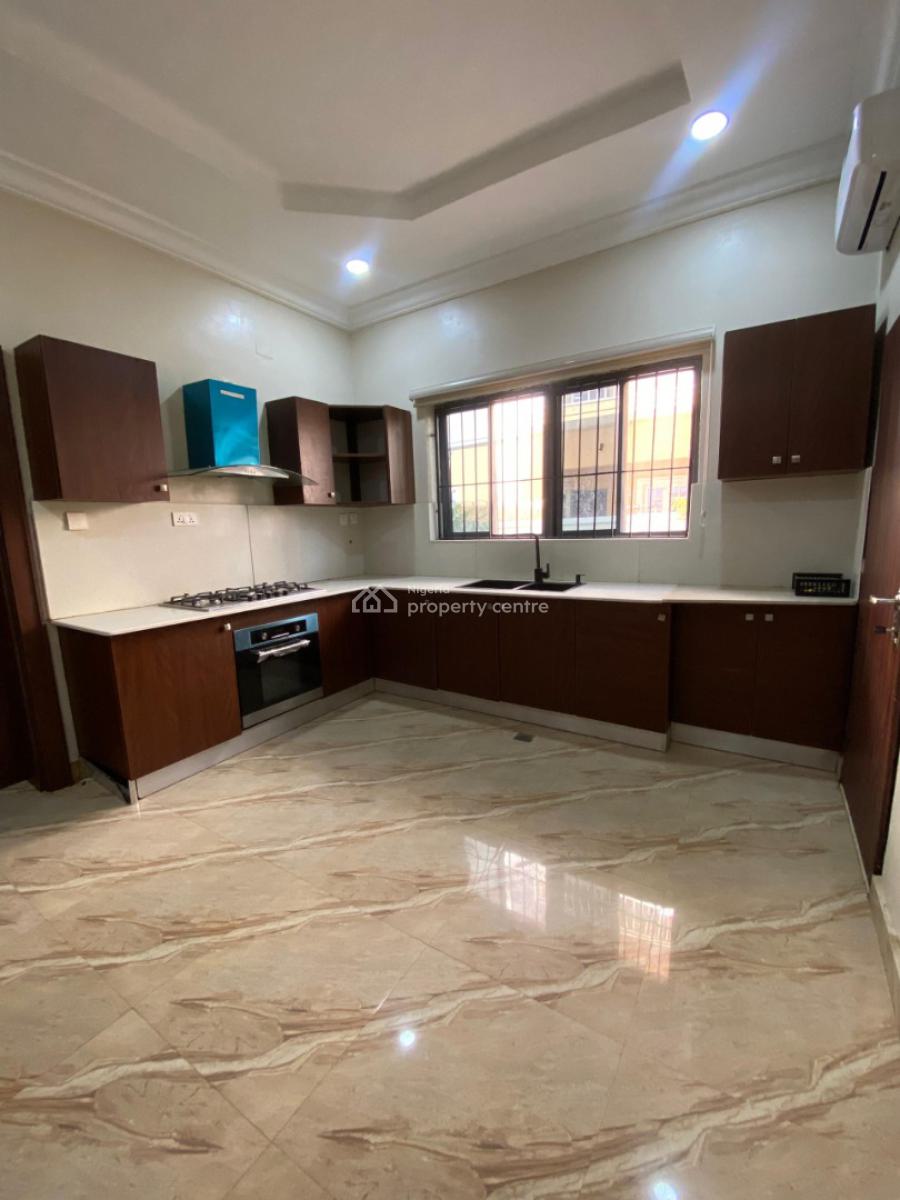 Beautifully Furnished and Serviced Two Bedroom Apartment, Guzape District, Abuja, Flat / Apartment for Rent