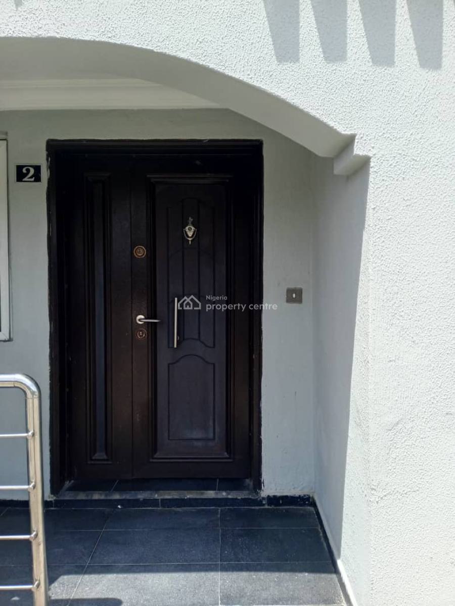 Tastefully Built 3 Bedroom Flat, Lekki Phase 1, Lekki, Lagos, Flat / Apartment for Rent