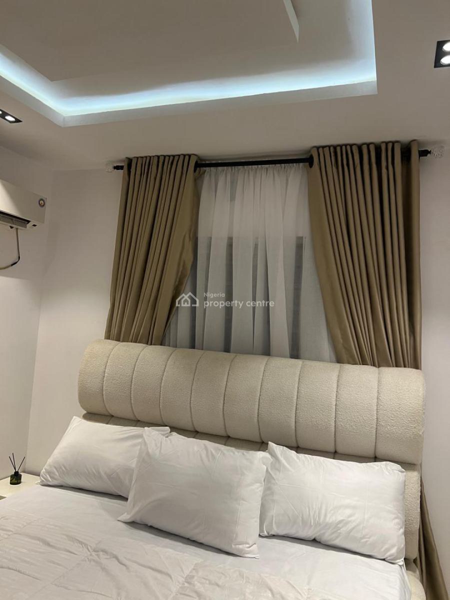 2 Bedroom Apartment, Gra Phase 2, Magodo, Lagos, Flat / Apartment Short Let