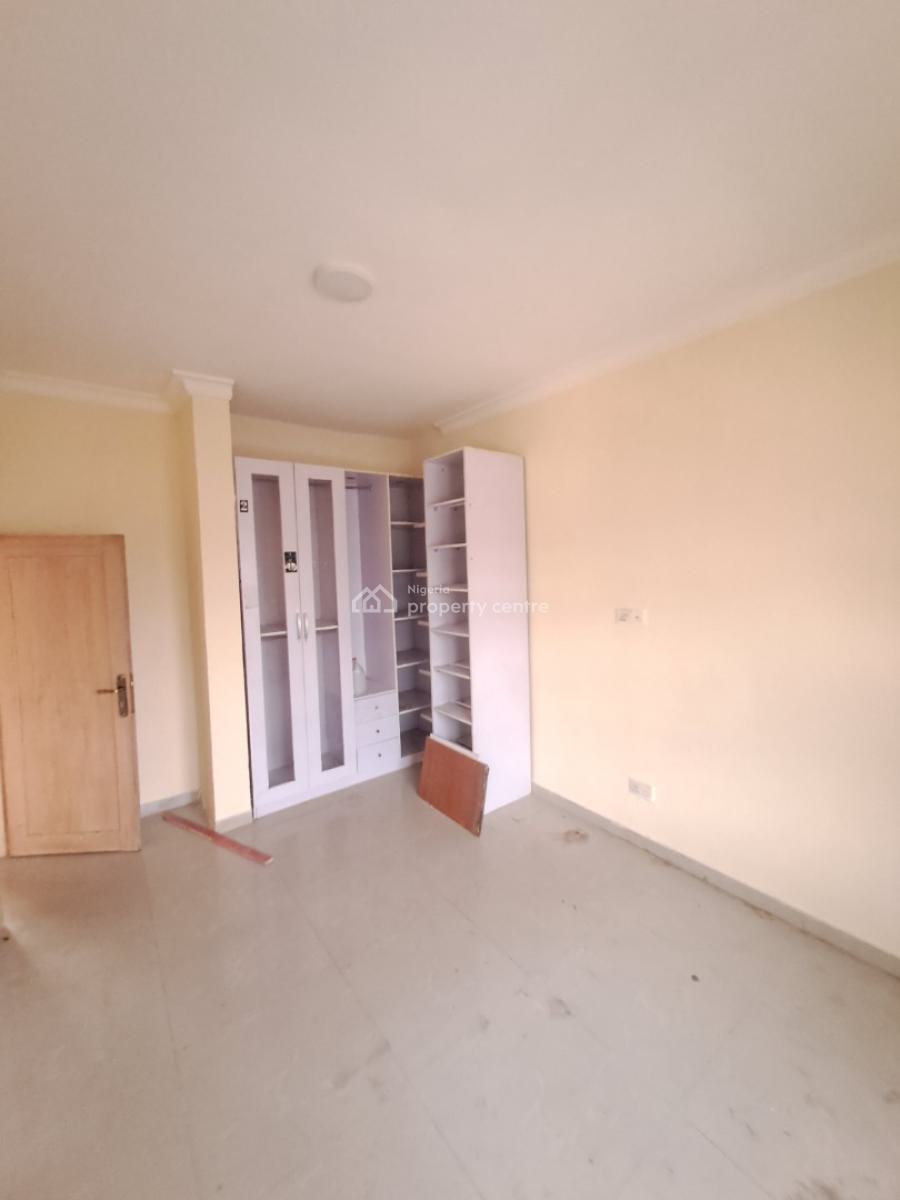 Well Built 3 Bedroom Apartment with Bq in a Gated Estate, Chevron Drive, Lekki, Lagos, Flat / Apartment for Rent