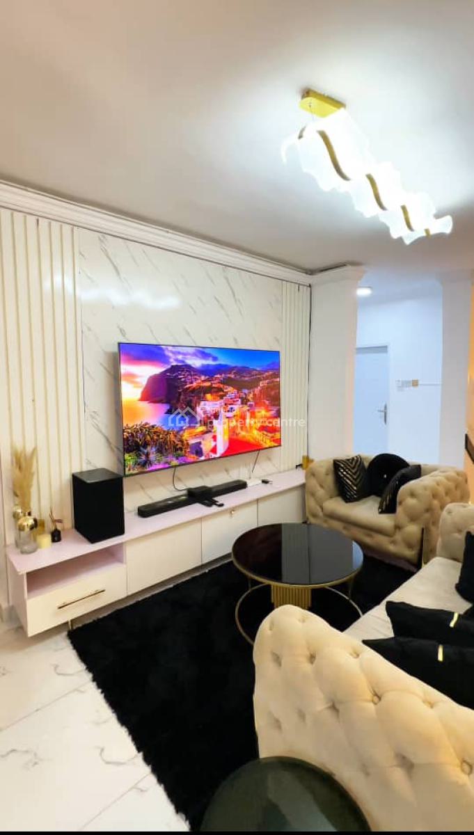 Luxury and Well Furnished 3 Bedrooms Apartment, Omole Phase 1, Ikeja, Lagos, House Short Let