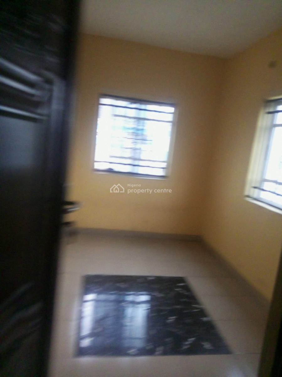 Clean Mini Flat Upstairs, Off Lawanson Road, Lawanson, Surulere, Lagos, Mini Flat (room and Parlour) for Rent