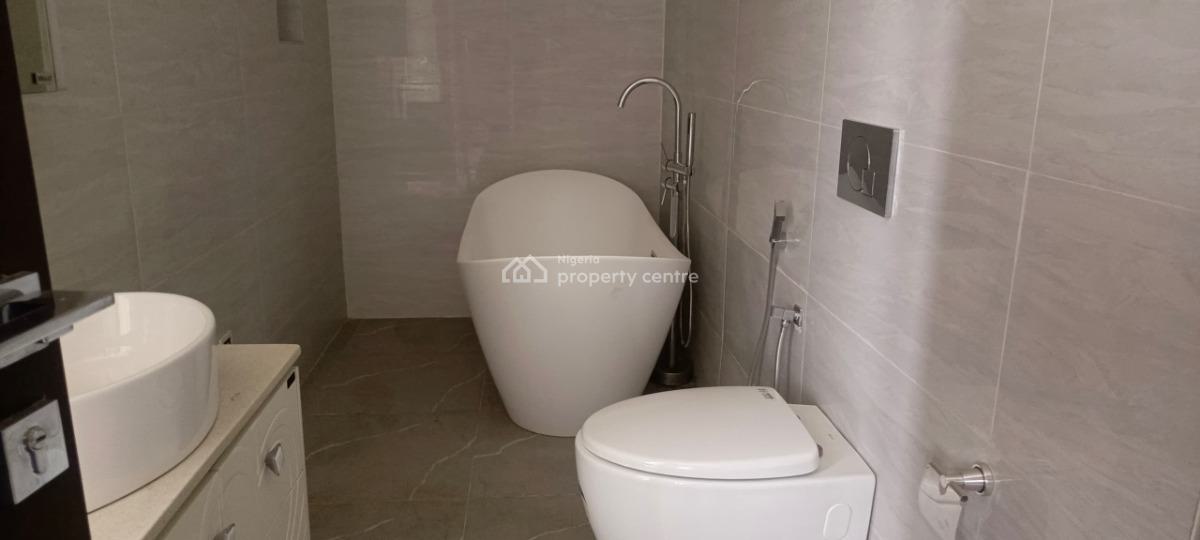It Is a Smart 6 Bedroom Fully Detached Duplex, Guzape District, Abuja, Detached Duplex for Sale