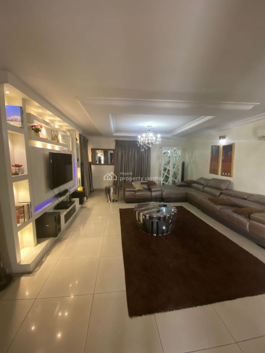 4 Bedroom Penthouse with Bq, Lekki Phase 1, Lekki, Lagos, Flat / Apartment for Rent