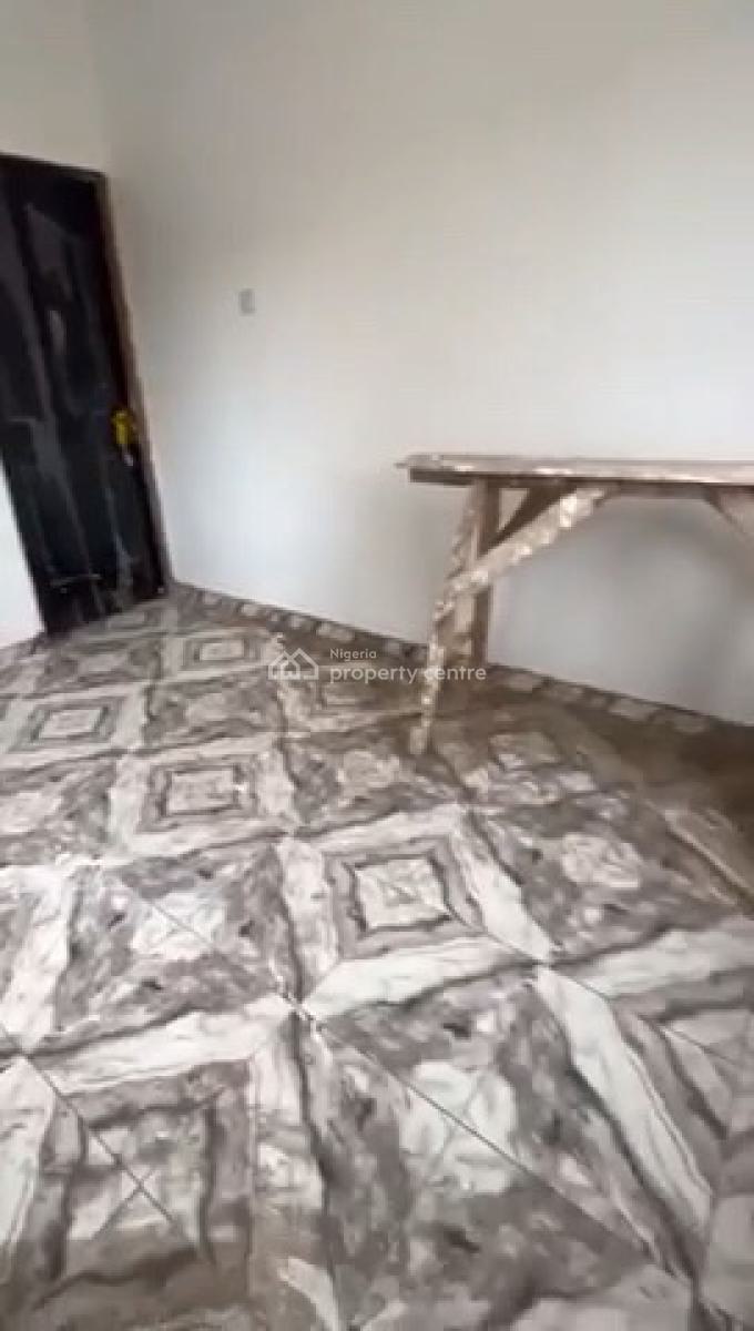 a Standard and Decent Miniflat, Upstairs with Full Pop, 2 Toilet and B, Araromi Street, Shomolu, Lagos, Mini Flat (room and Parlour) for Rent