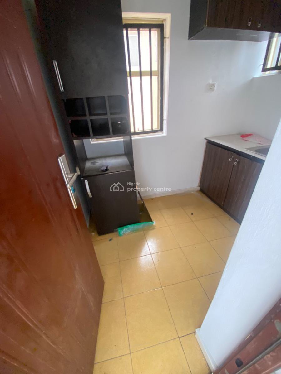 Nice Mini Flat, Lekki, Osapa, Lekki, Lagos, Mini Flat (room and Parlour) for Rent