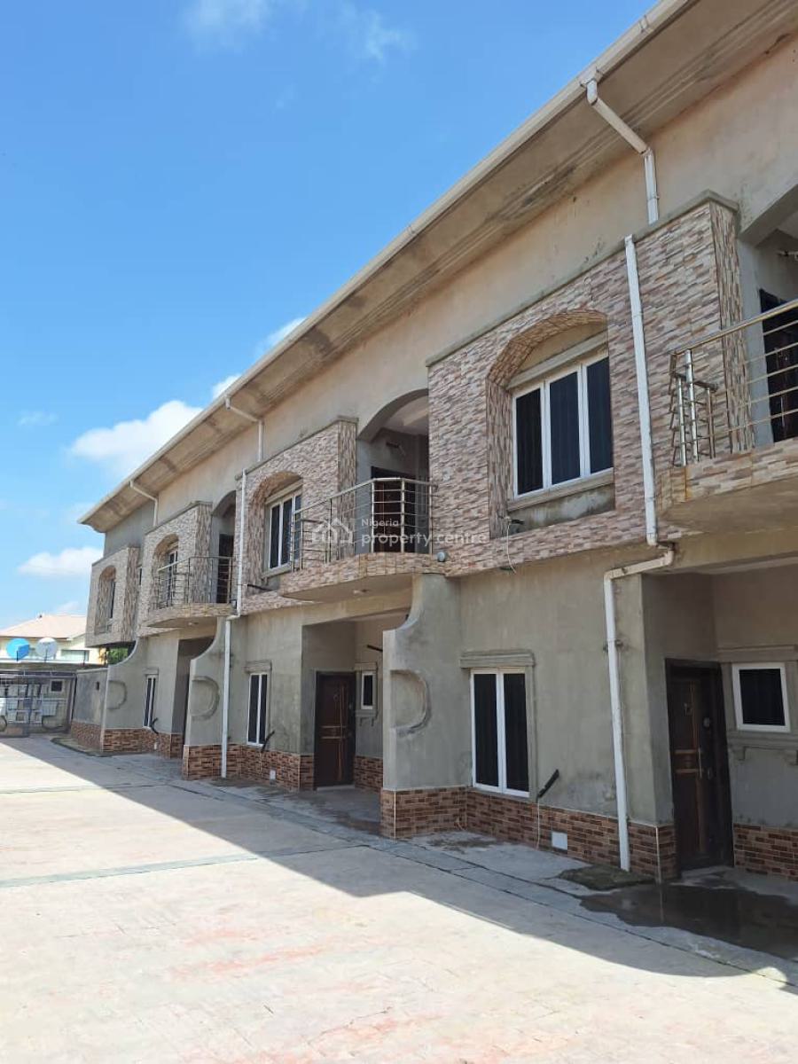 Newly Built Fully Serviced Luxury 4 Bedrooms Terrace Duplex with Bq, Off Admiralty Way, Lekki Phase 1, Lekki, Lagos, Terraced Duplex for Rent