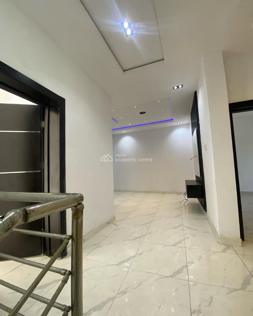 Well-finished 4 Bedrooms Terraced Duplexes, Off Ogombo Road, Okun Ajah, Ajah, Lagos, Terraced Duplex for Sale