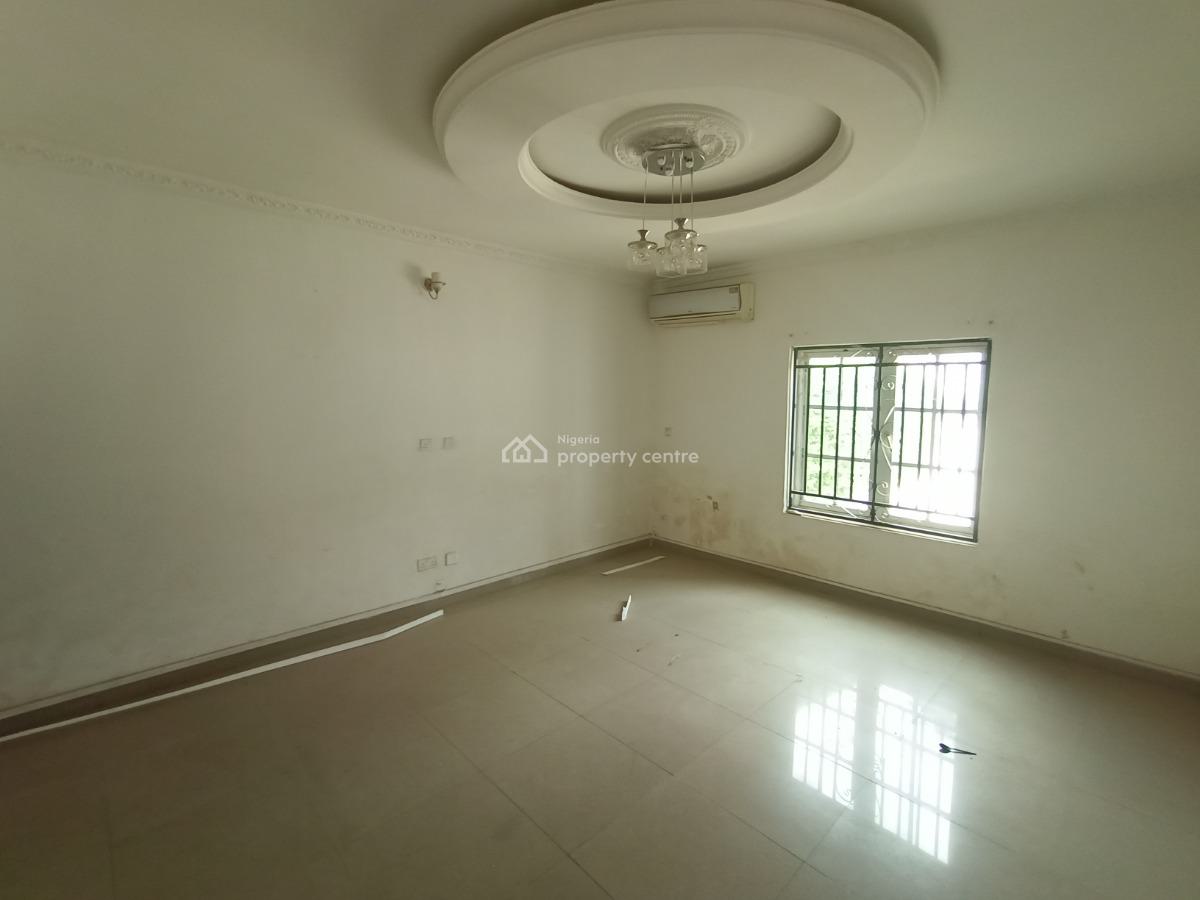 Nicely Done 5 Bedroom Semi-detached Duplex with Bq and Fitted Ac, Main Asokoro District, Asokoro District, Abuja, Semi-detached Duplex for Rent