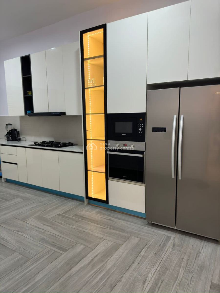 4 Bedroom Apartment, Lekki Phase 1, Lekki, Lagos, Flat / Apartment Short Let