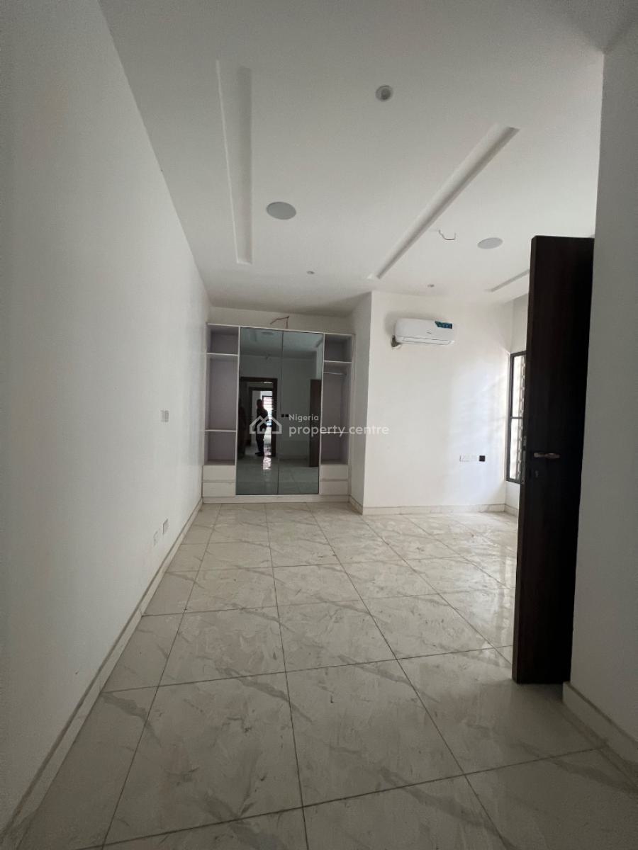 Brand New 3bedroom Apartment, Lekki Phase 1, Lekki, Lagos, Flat / Apartment for Rent