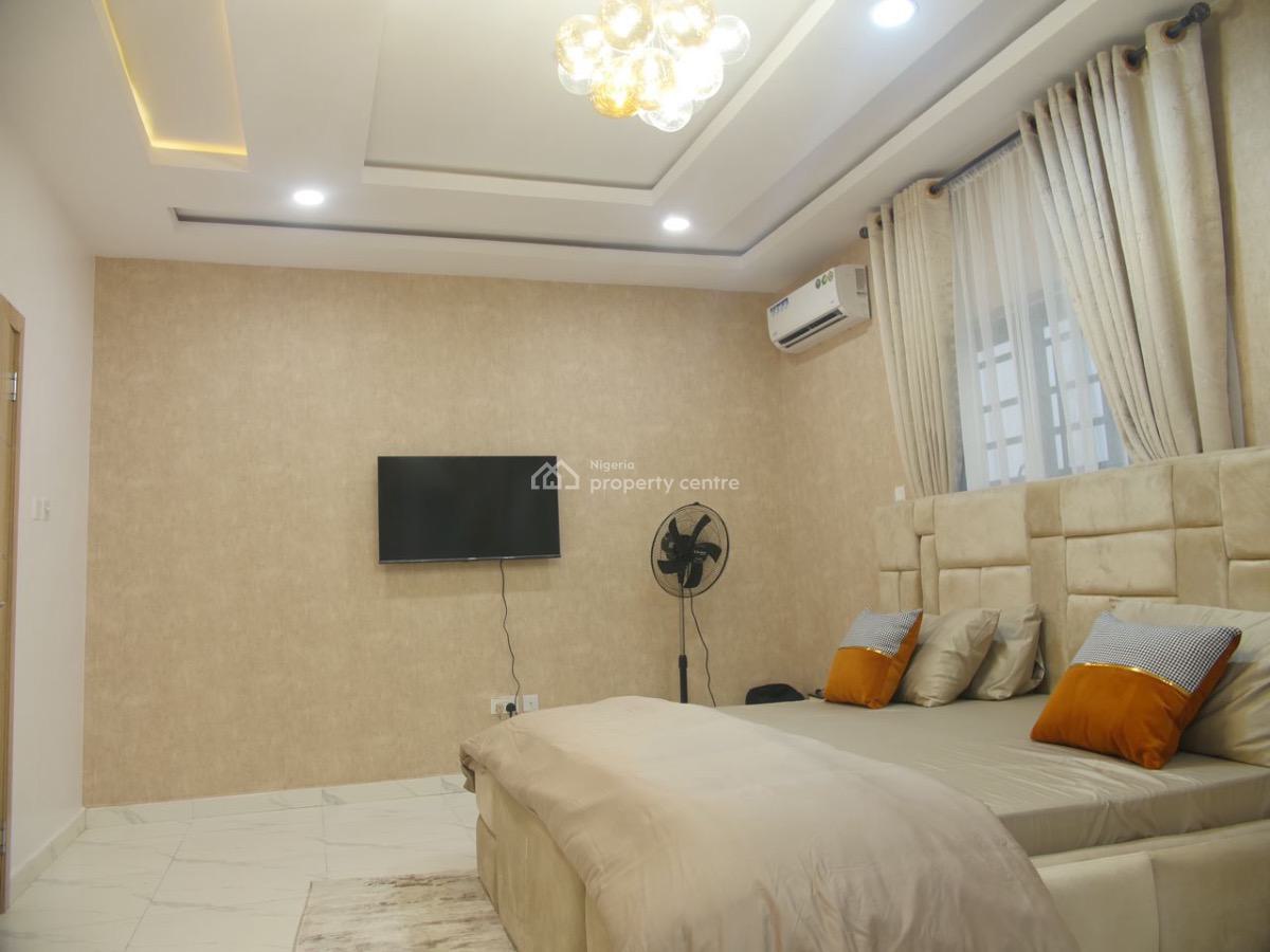 5 Bedroom Apartment, Oregun, Ikeja, Lagos, Flat / Apartment Short Let