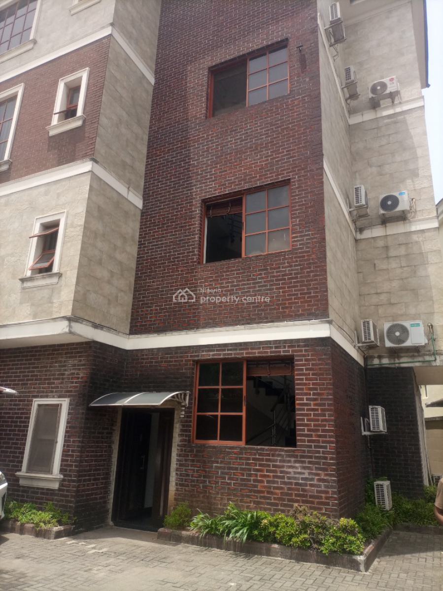 3 Bedroom Apartment with Bq on 2nd Floor, Off Banana Island Road, Ikoyi, Lagos, Flat / Apartment for Sale
