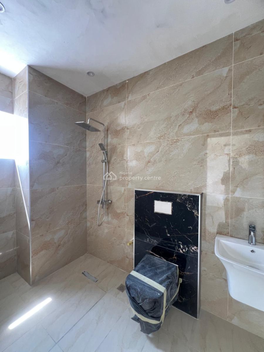 2,bedroom Apartment with Bq, Gym, Swimming Pool & Elevator, Victoria Island (vi), Lagos, Flat / Apartment for Sale