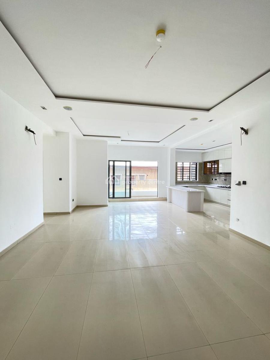 Elegantly Finished 3 Bedrooms Apartment Plus Bq, Gym, Lekki Phase 1, Lekki, Lagos, Flat / Apartment for Sale