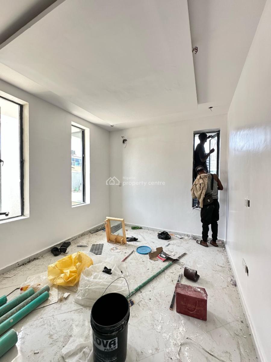 Beautifully Built 2 Bedroom Apartment with Gym, Chevron, Lekki, Lagos, Flat / Apartment for Sale