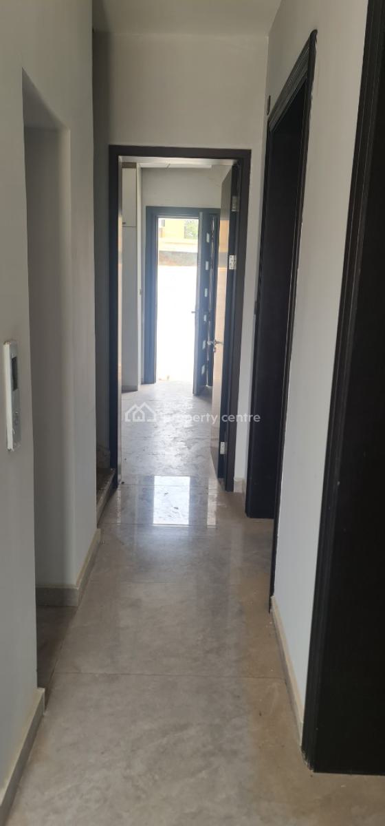 Duplex for Office Use, Via Central Bank of Nigeria By Defence Headquarters, Area 11, Garki, Abuja, Office Space for Rent