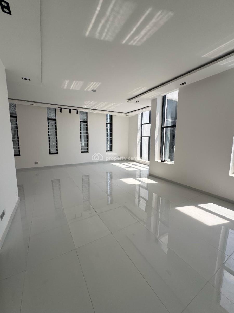 Gigantic 5 -bedroom Detached Duplex, Orchid Road, Lekki, Lagos, Detached Duplex for Sale
