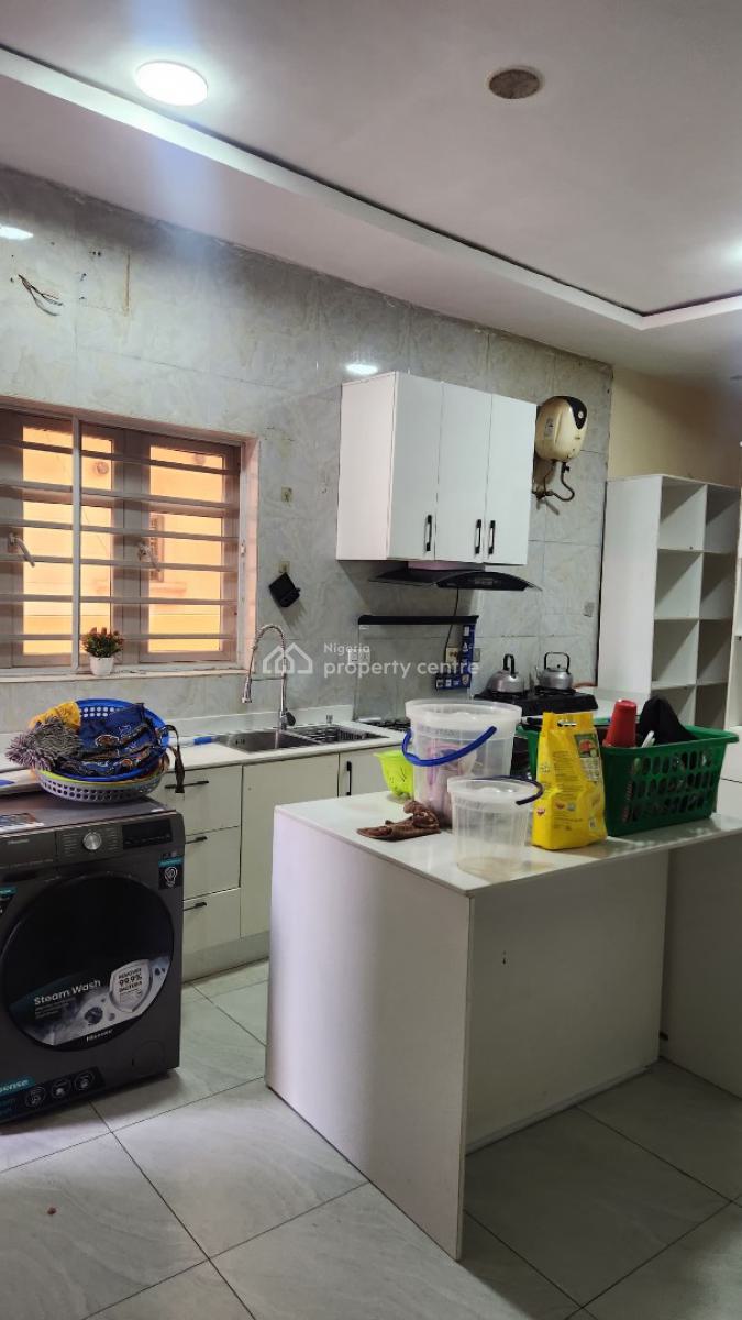 4 Bedrooms Semi Detached Duplex with Bq, Besides Enterna Filling Station, Idado, Lekki, Lagos, Semi-detached Duplex for Rent