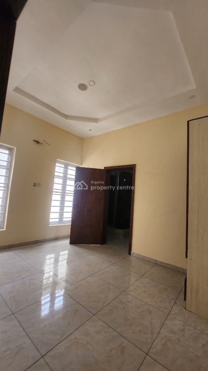 4 Bedrooms Semi Detached Duplex with Bq, Besides Enterna Filling Station, Idado, Lekki, Lagos, Semi-detached Duplex for Rent
