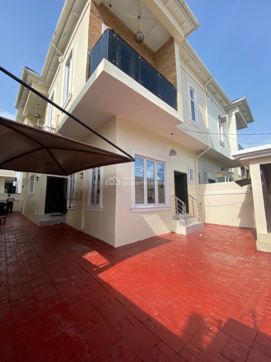 4 Bedrooms Semi Detached Duplex with Bq, Besides Enterna Filling Station, Idado, Lekki, Lagos, Semi-detached Duplex for Rent