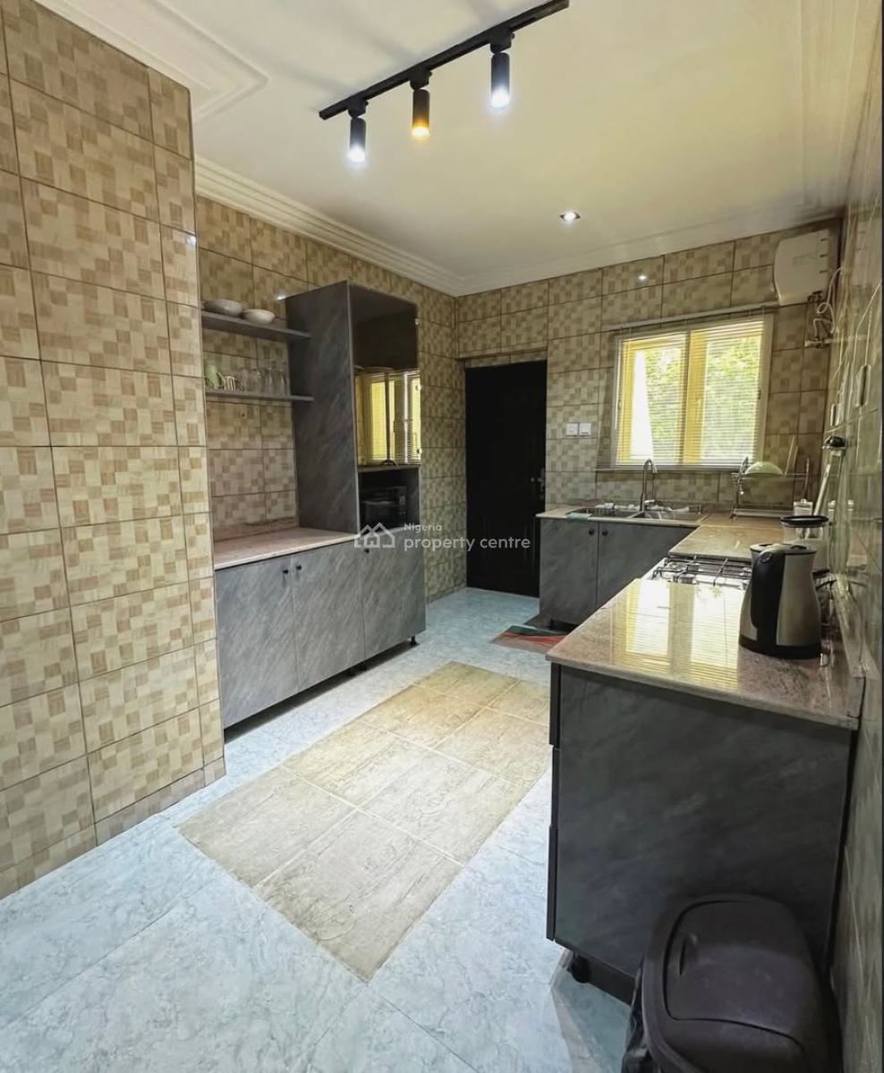 2-bedroom Apartment with Modern Facilities, Wuse 2, Abuja, Flat / Apartment Short Let