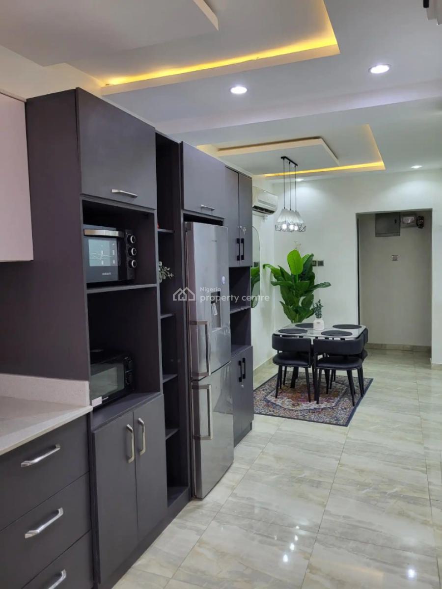 Premium 2 Bedroom Living with 247 Light, Netflix, and Fully Fitted Kitchen, Magodo, Lagos, Flat / Apartment Short Let