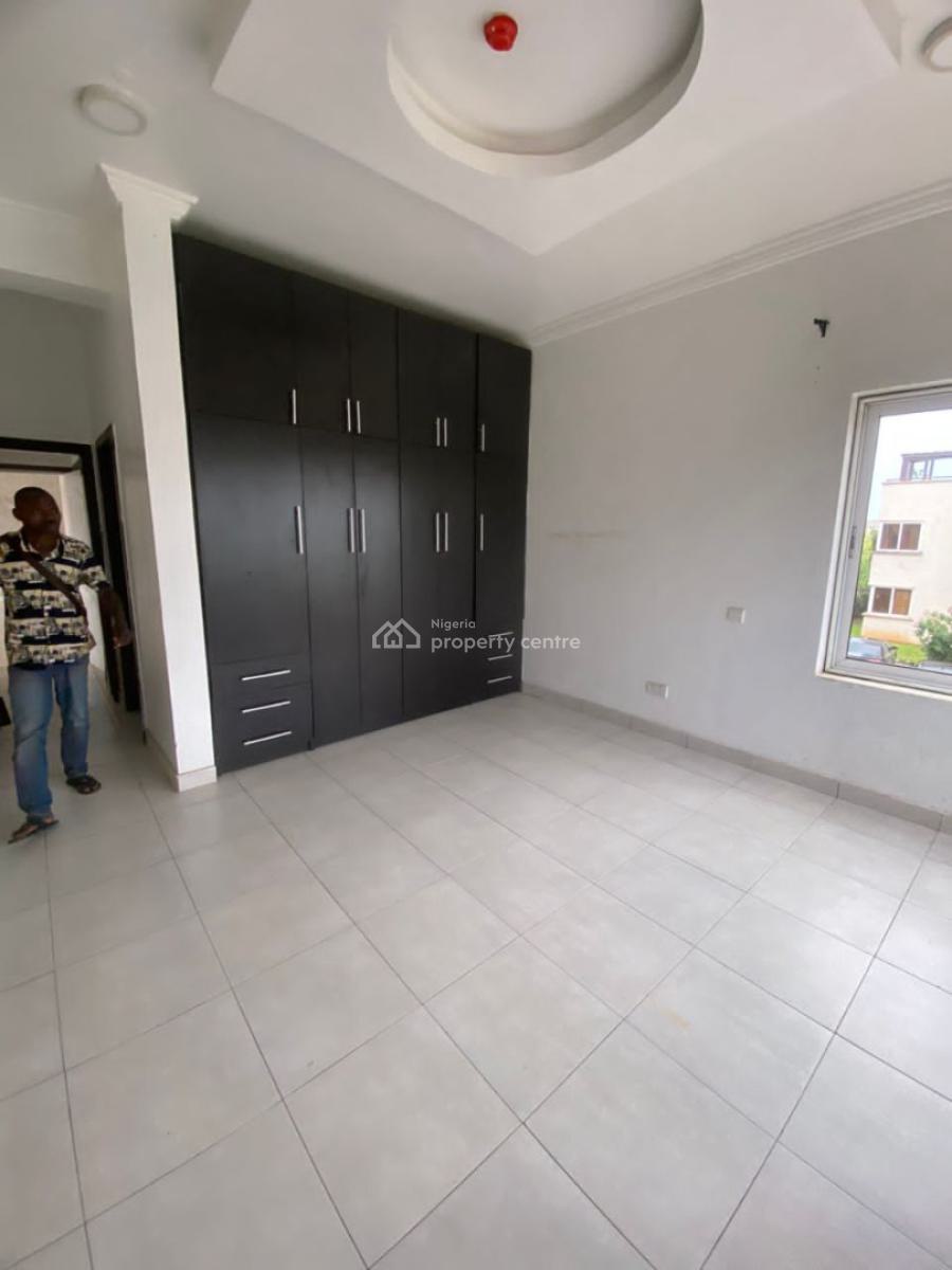 3 Bedroom Flat with Bq, Pinnock Estate Osapa London, Osapa, Lekki, Lagos, Flat / Apartment for Rent