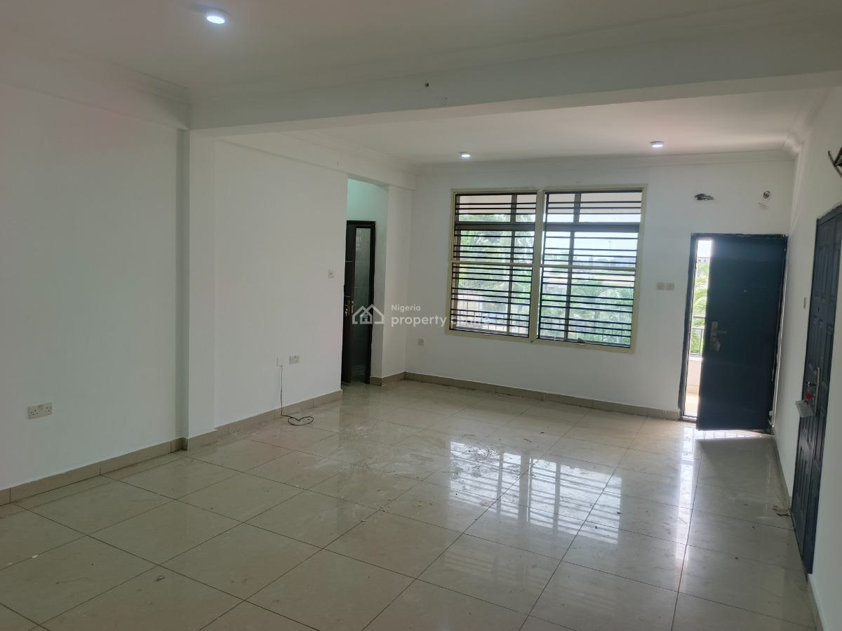 3-bedroom Flat Plus Bq, Hitech Estate Beside Lbs, Ajah, Lagos, Flat / Apartment for Rent