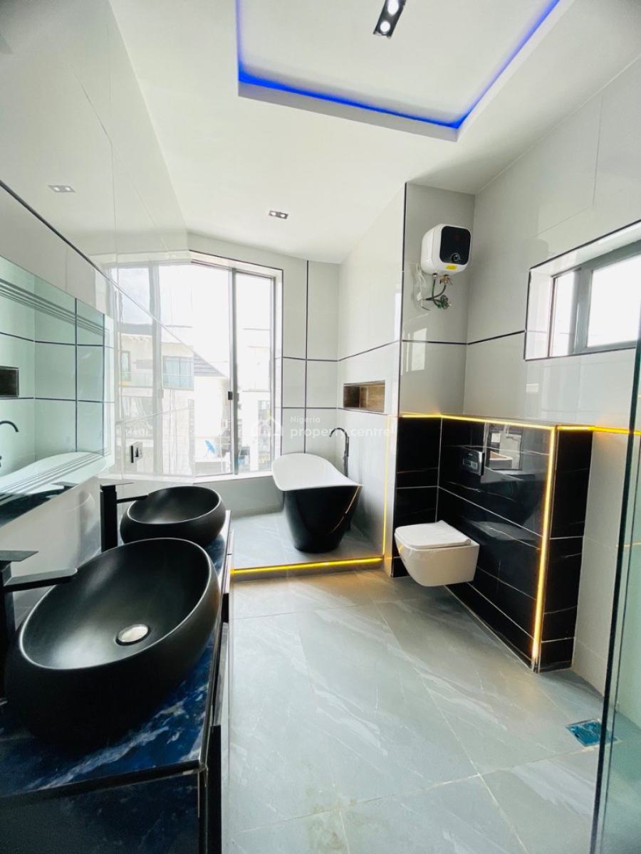 5 Bedroom Fully Detached + Bq & Pool, Ajah, Lagos, Detached Duplex for Sale