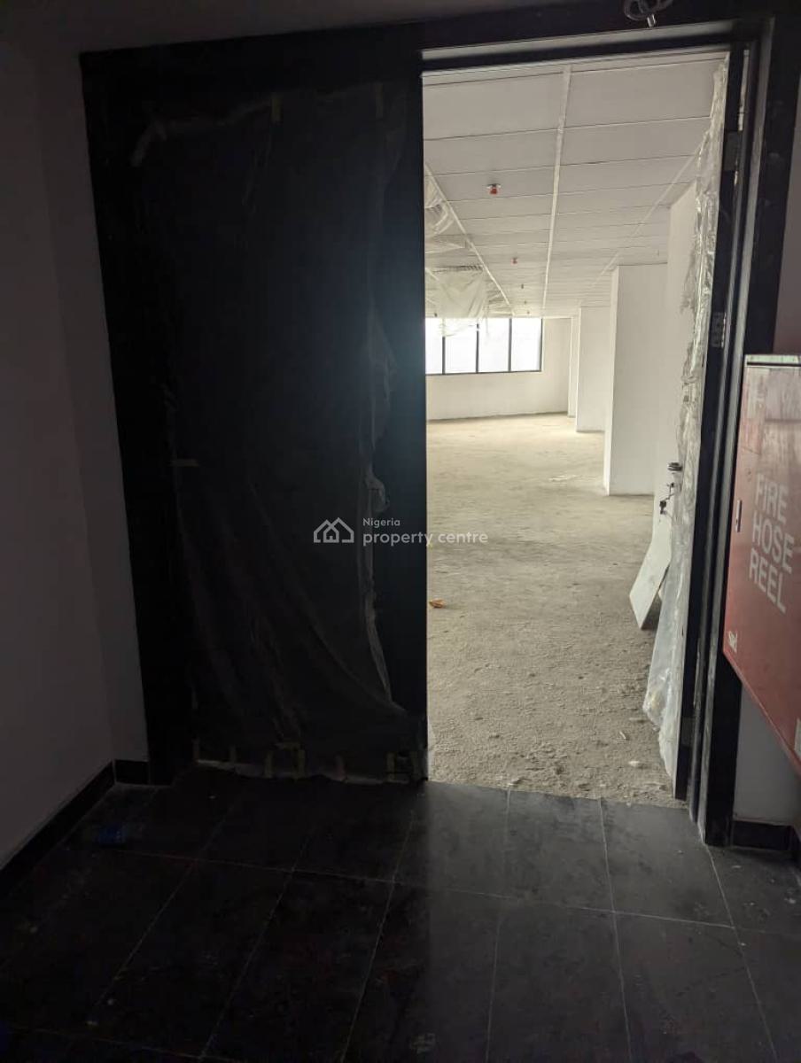 Newly Built Open Plan Office Space Measuring 256sqm and 500sqm, Off Akinogun Street, Oniru, Victoria Island (vi), Lagos, Office Space for Rent