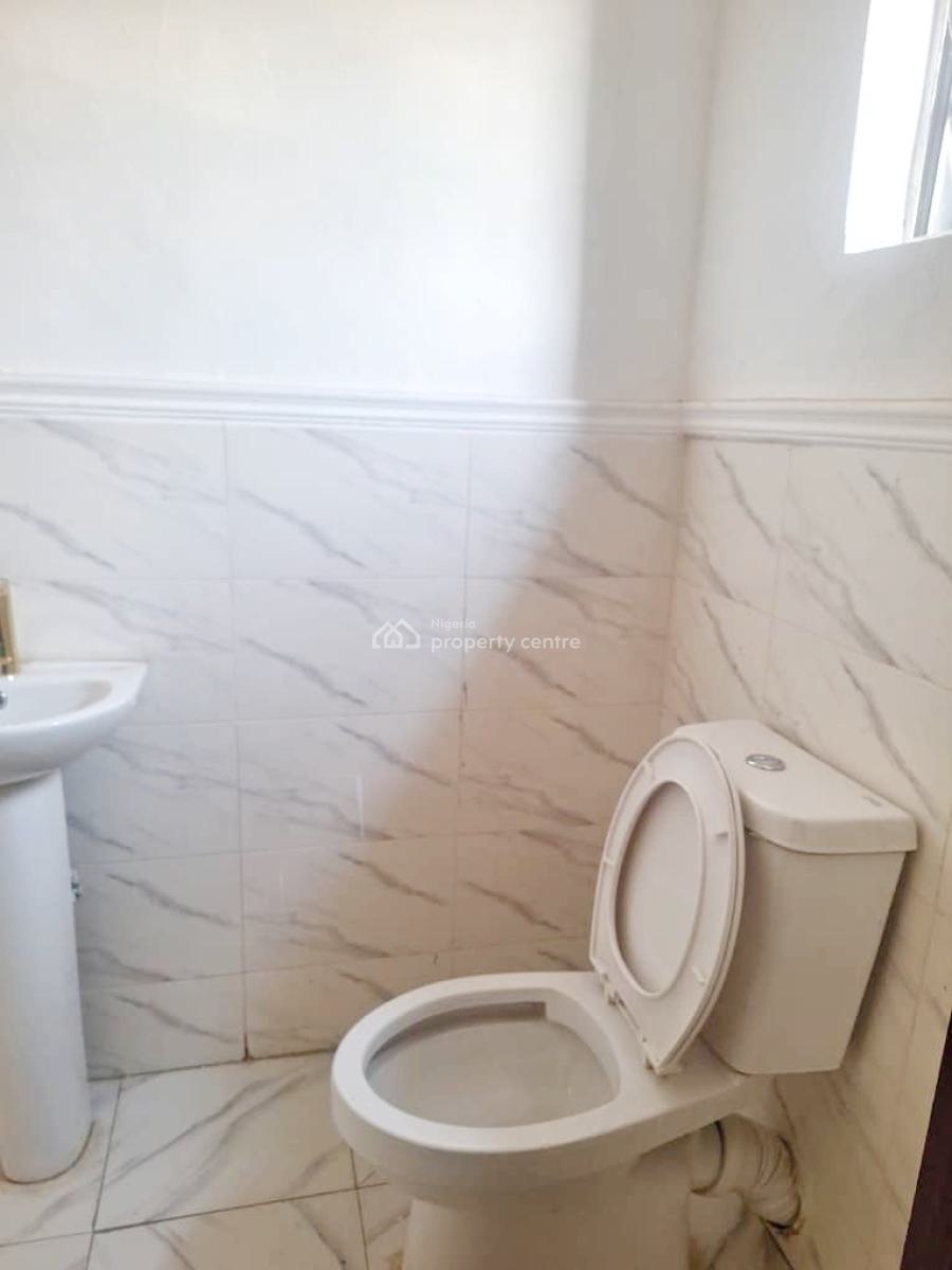a Well Maintained Spacious 4 Bedroom Semi Detached Duplex with Bq, Isheri, Magodo, Lagos, Semi-detached Duplex for Rent