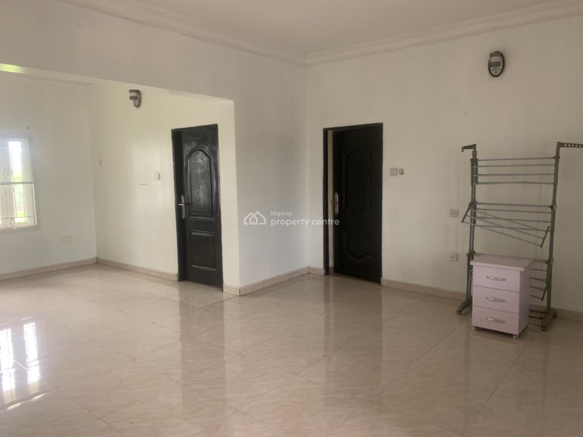 a Spacious 3 Bedroom Flat with Modern Facilities, Off Stadium Road, Port Harcourt, Rivers, Flat / Apartment for Rent