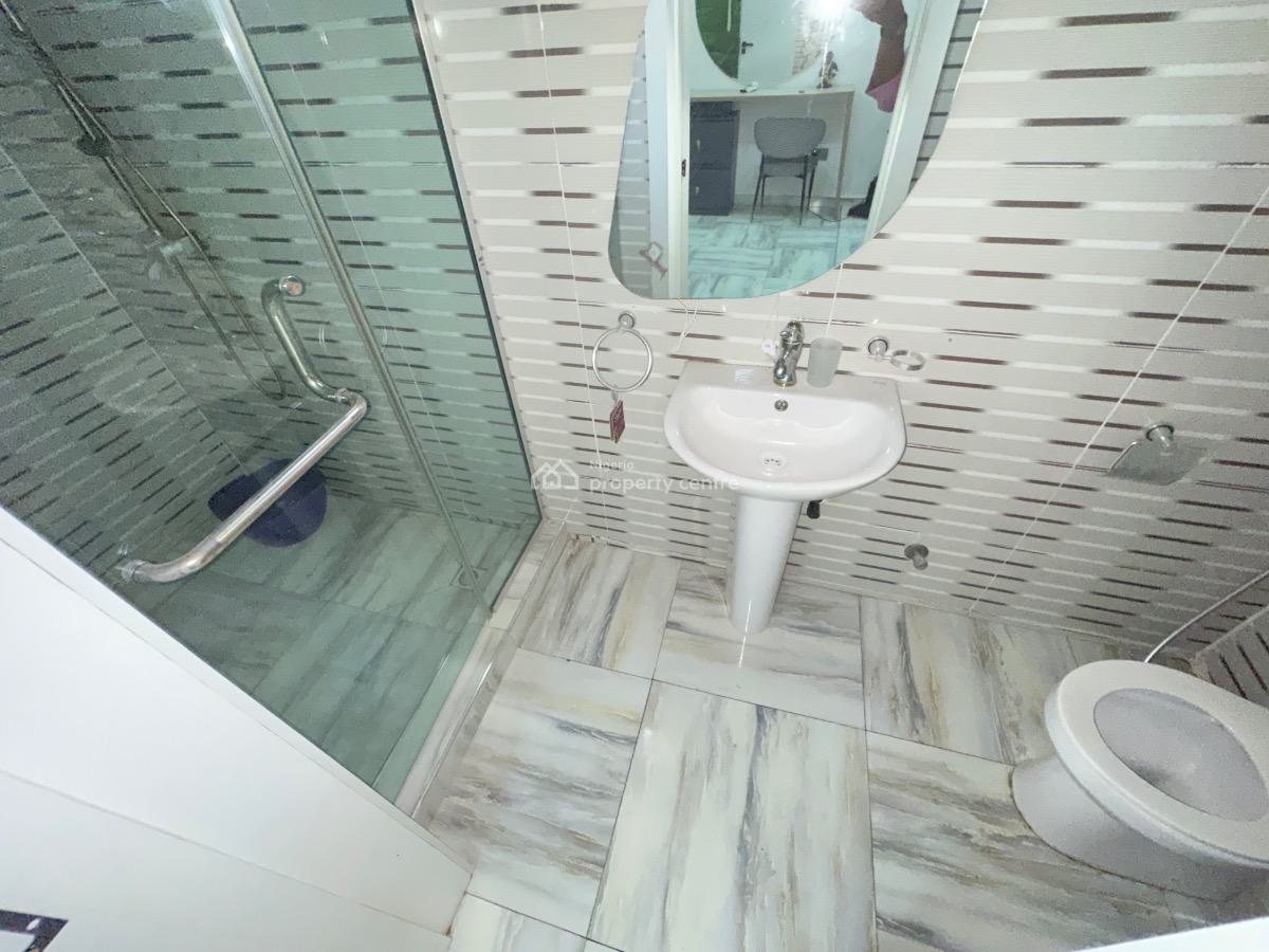 Fairly Brand New 3 Bedroom Flat, Oral Estate, Lekki, Lagos, Flat / Apartment for Sale