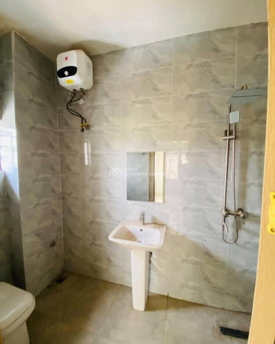 Premium 3 Bedrooms Spacious Apartment with 1 Bedroom Bq, Tarred Road, Katampe, Abuja, Flat / Apartment for Sale