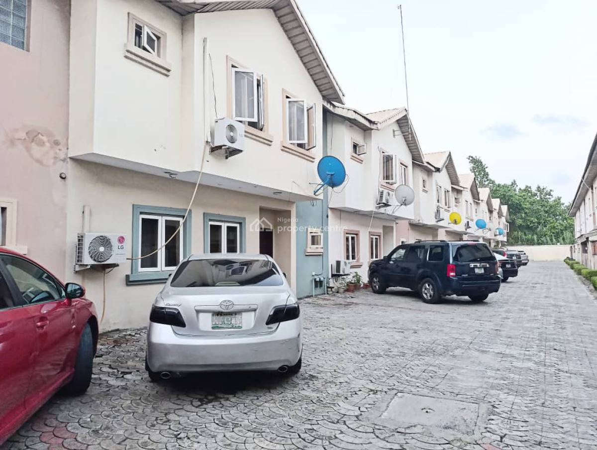 Self Service 3 Bedroom Apartment, Osapa, Lekki, Lagos, Flat / Apartment for Rent