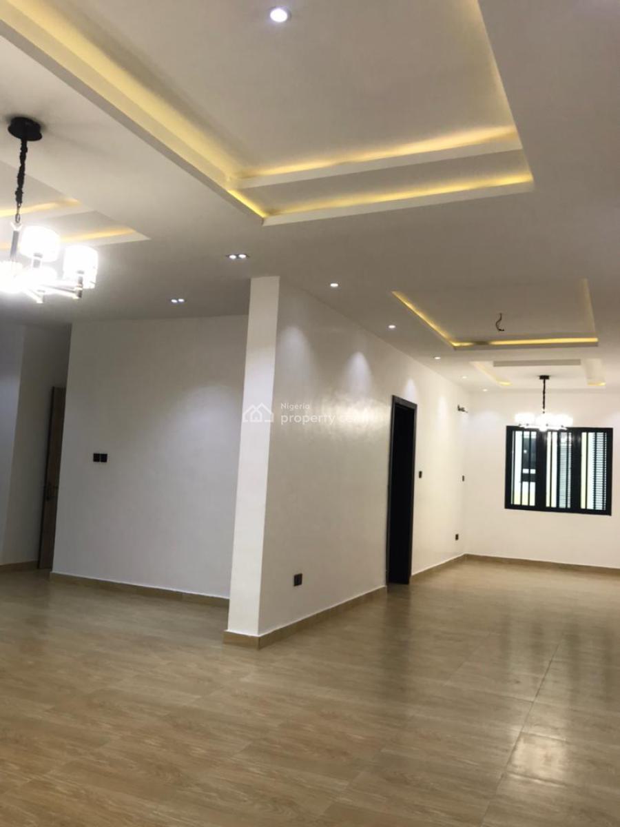 Brand New and Fully Service Massive  3 Bedroom Apartment, Lekki Phase 1, Lekki, Lagos, Mini Flat (room and Parlour) for Rent
