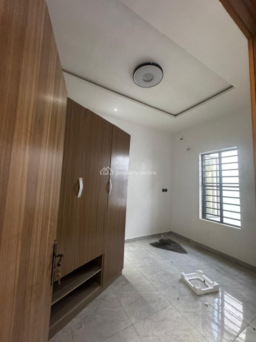 Tastefully Built 4 Bedroom Semi-detached with Bq, Orchid Road, Lekki, Lagos, Semi-detached Duplex for Sale