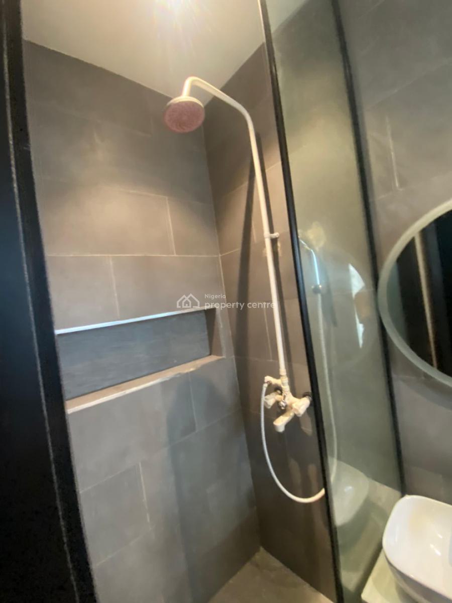 One Bedroom Flat, Palmgrove, Pedro, Gbagada, Lagos, Mini Flat (room and Parlour) Short Let