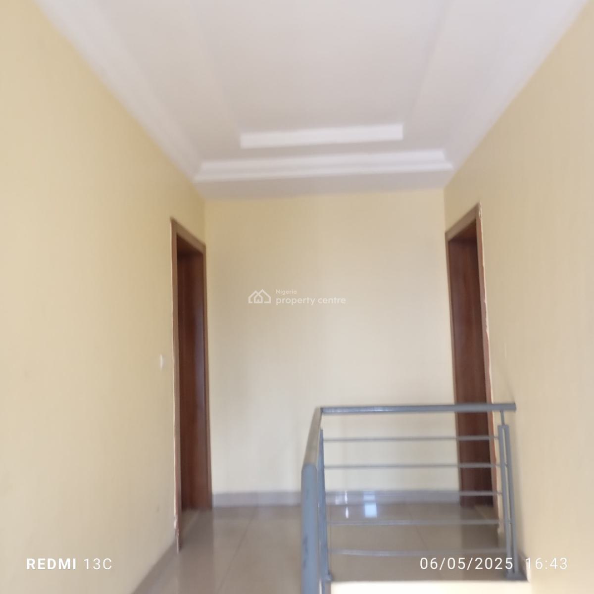 a Very Spacious and Well Maintained 3bedroom at Osapa London, Osapa London, Osapa, Lekki, Lagos, Flat / Apartment for Rent