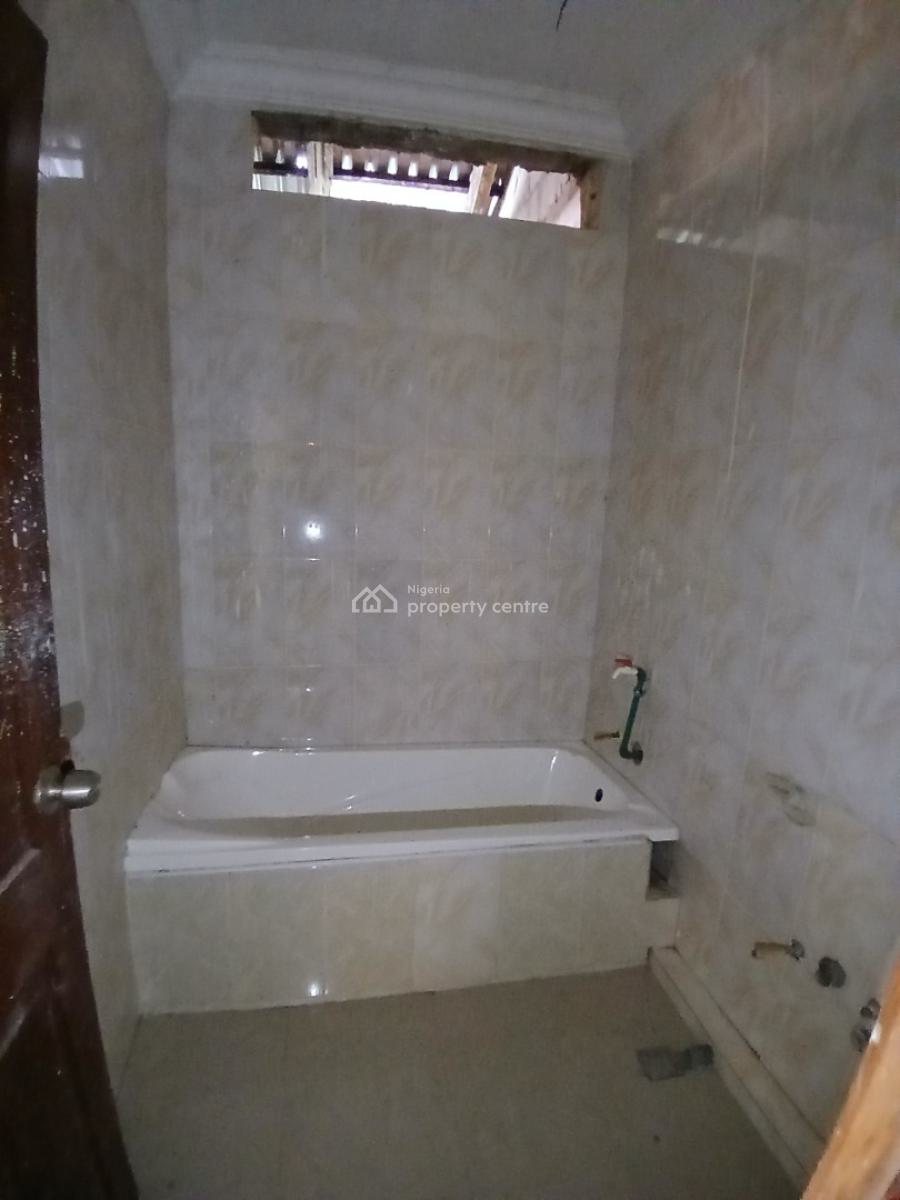 Rooms with Free Parlour in a Shared Apartment, Off Ado Road, Ajah, Ajah, Lagos, Flat / Apartment for Rent