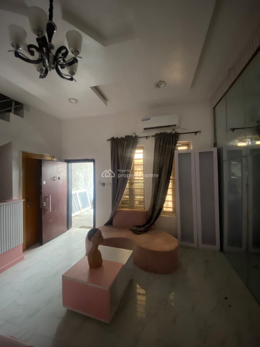 Well Spacious 4 Bedroom Semi-detached Duplex in a Secured Estate, Orchid, Lekki, Lagos, Semi-detached Duplex for Rent
