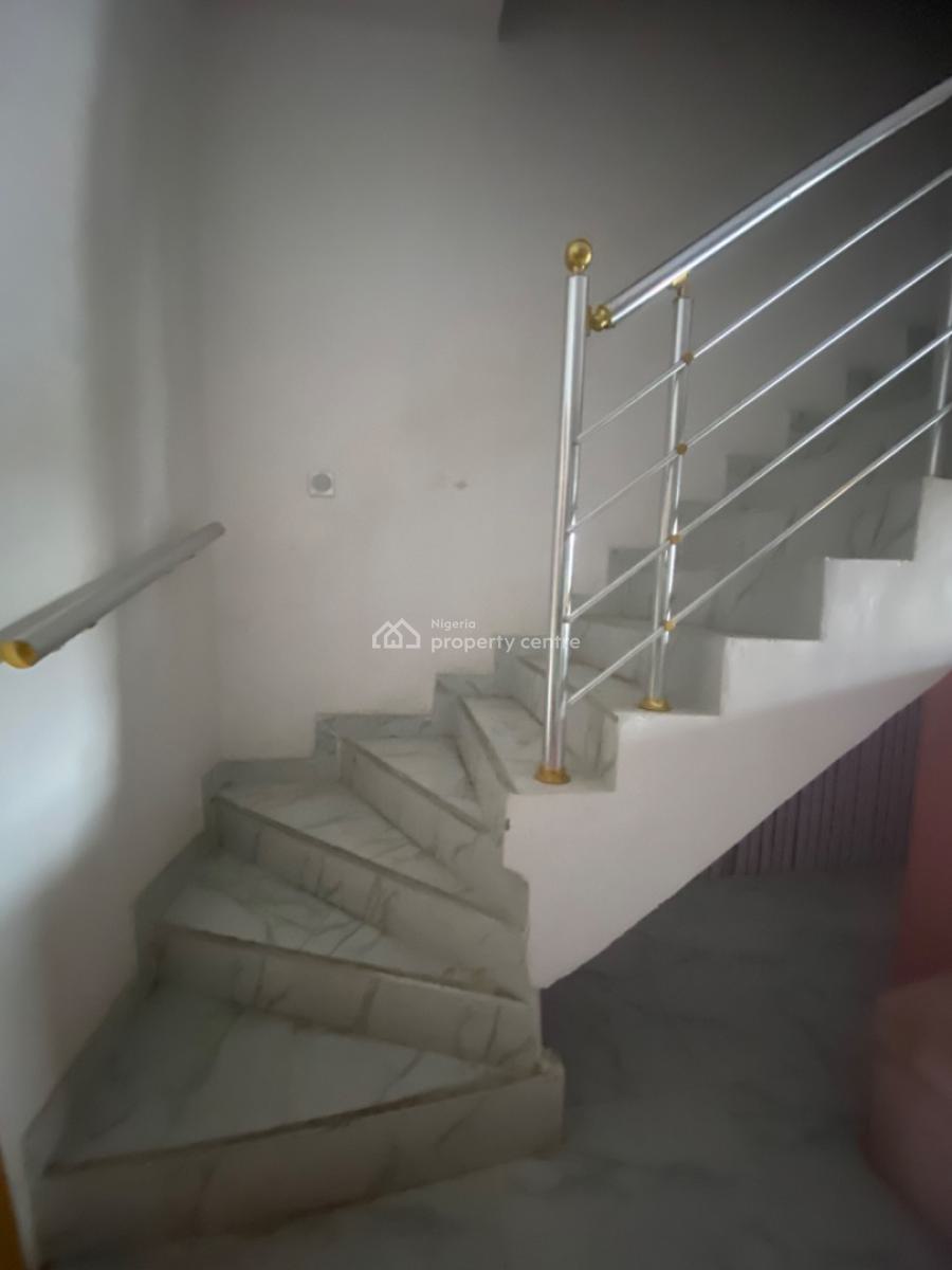 Well Spacious 4 Bedroom Semi-detached Duplex in a Secured Estate, Orchid, Lekki, Lagos, Semi-detached Duplex for Rent