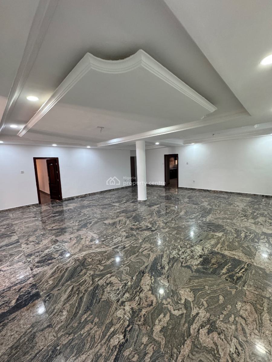 Spacious 3 Bedroom Apartment, Lekki Phase 1, Lekki Phase 1, Lekki, Lagos, Flat / Apartment for Rent